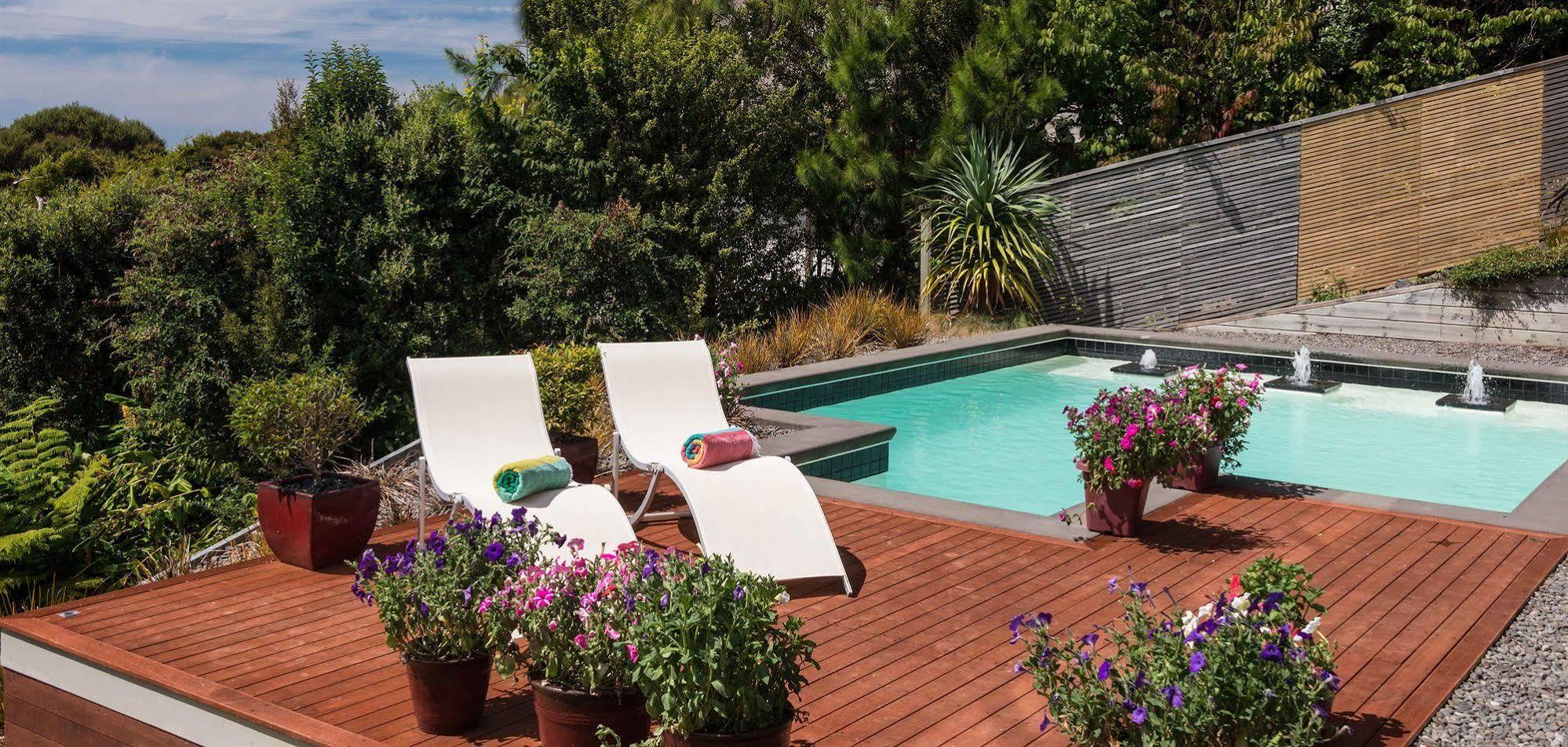 Decks Of Paihia Bed and Breakfast Buitenkant foto