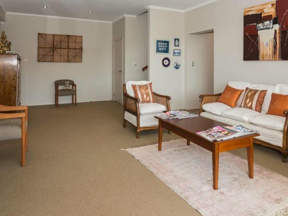 Decks Of Paihia Bed and Breakfast Buitenkant foto